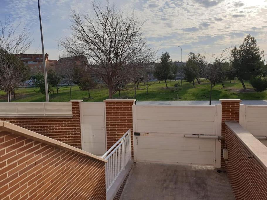 Chalet Ifema 5 Habitaciones 4 Banos, Parking Free Madrid Ngoại thất bức ảnh