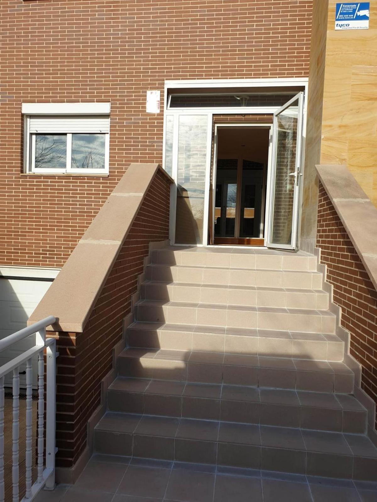 Chalet Ifema 5 Habitaciones 4 Banos, Parking Free Madrid Ngoại thất bức ảnh